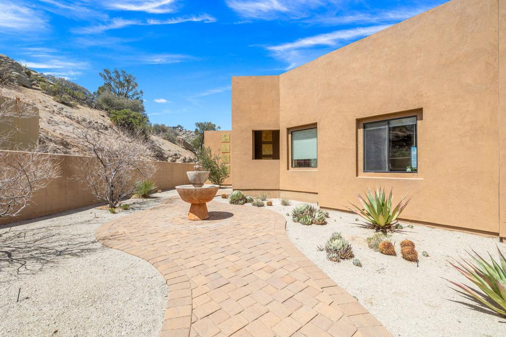 Pinyon Crest - Residential