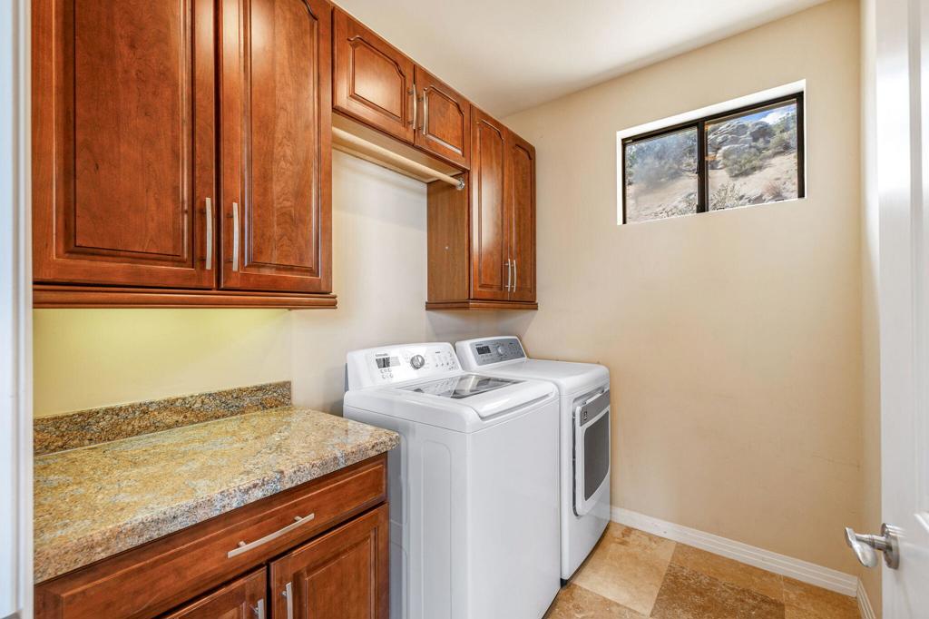 Pinyon Crest - Residential