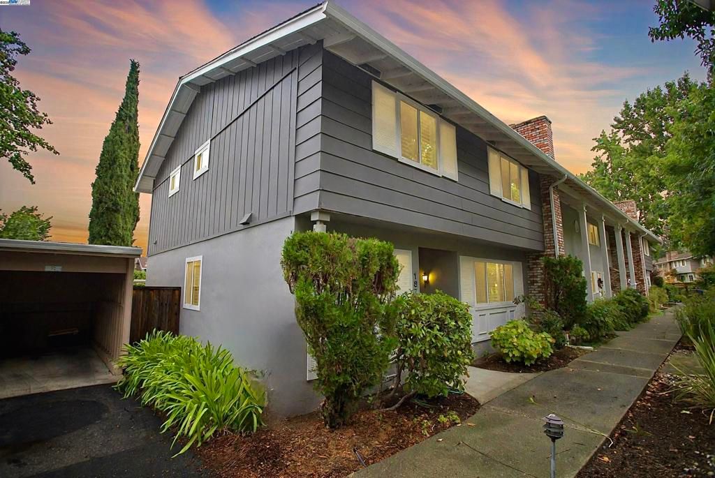 Photo of 187 Miramonte Dr, Moraga, CA 94556 (MLS # 41114961)