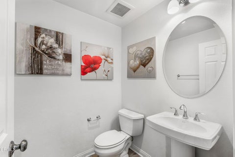 Tiny photo for 409 Forest Park Boulevard, Oxnard, CA 93036 (MLS # V1-38537)