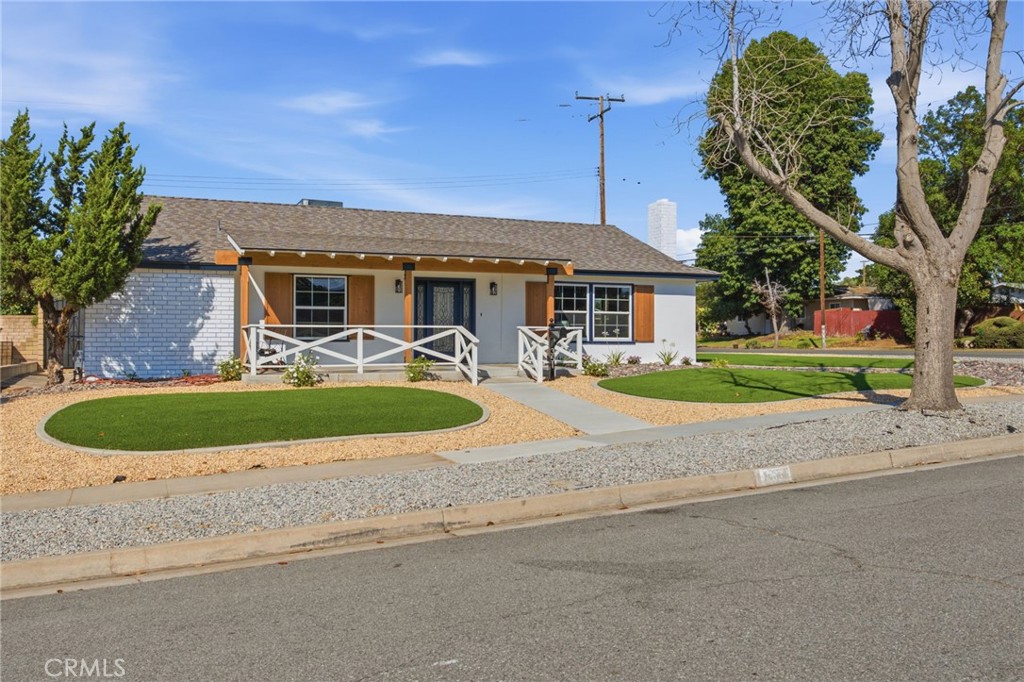 351 Sherwood