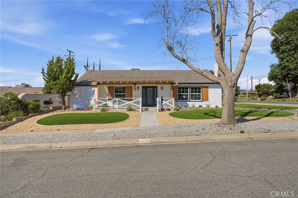 351 Sherwood