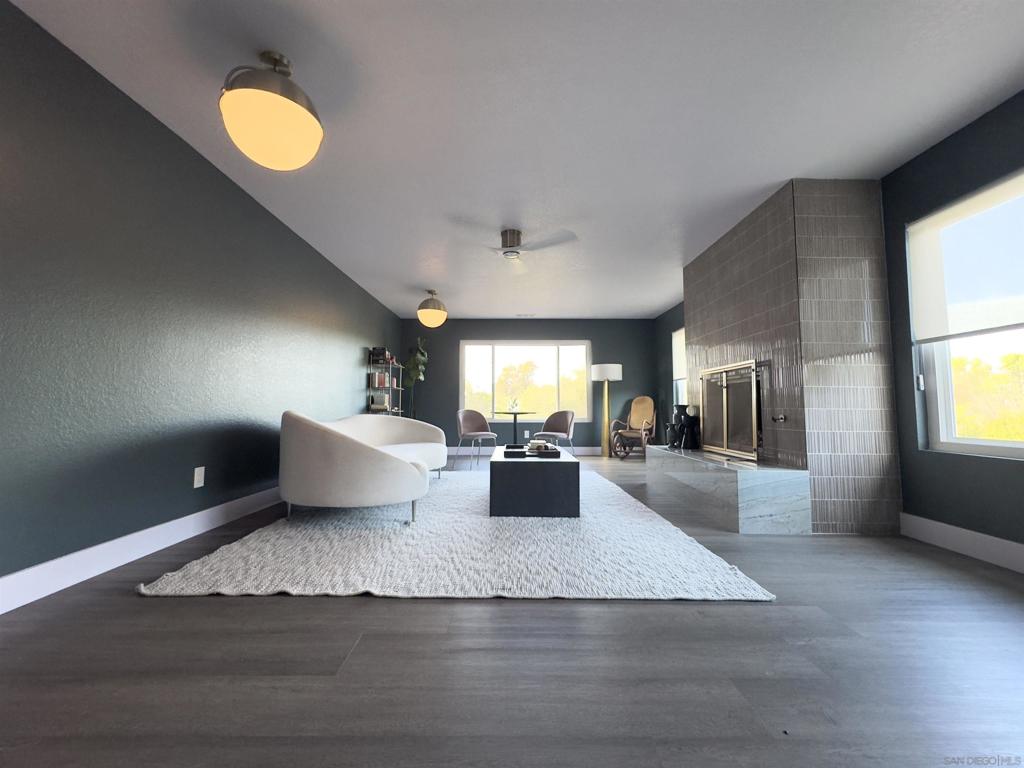 1026 Eucalyptus Ave