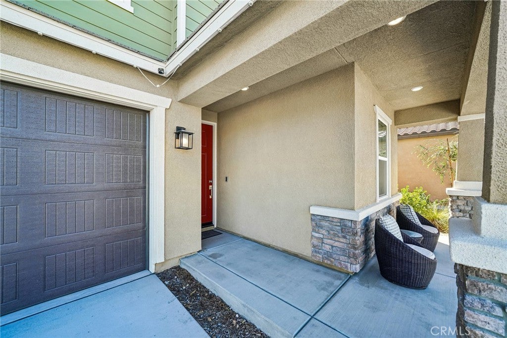 4646 Florence