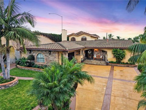 8906 Brock Avenue Downey CA 90240