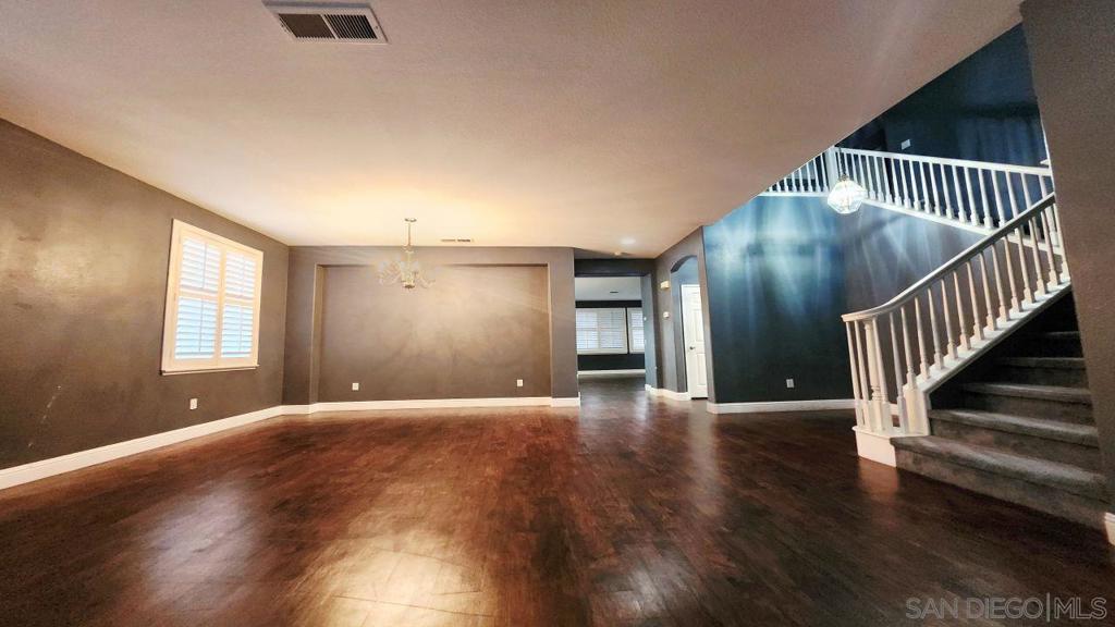 36605 Walden Ln