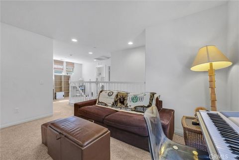 7042 Logsdon Eastvale CA 92880