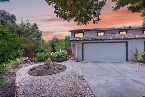 Photo of 584 Mission Pl PL, Danville, CA 94526 (MLS # 41144123)