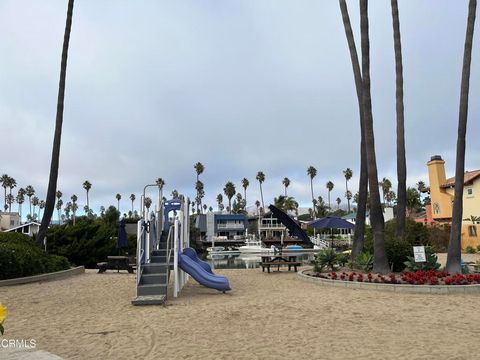 Tiny photo for 2827 Pierpont Boulevard, Ventura, CA 93001 (MLS # V1-32957)