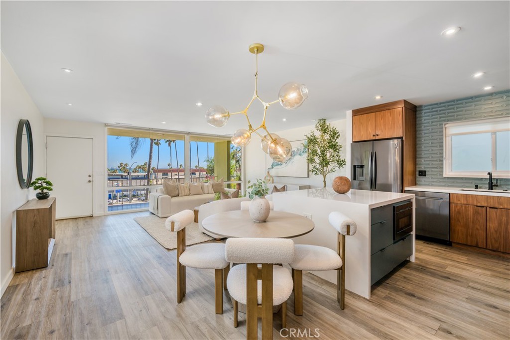 3901 E Livingston Drive 402