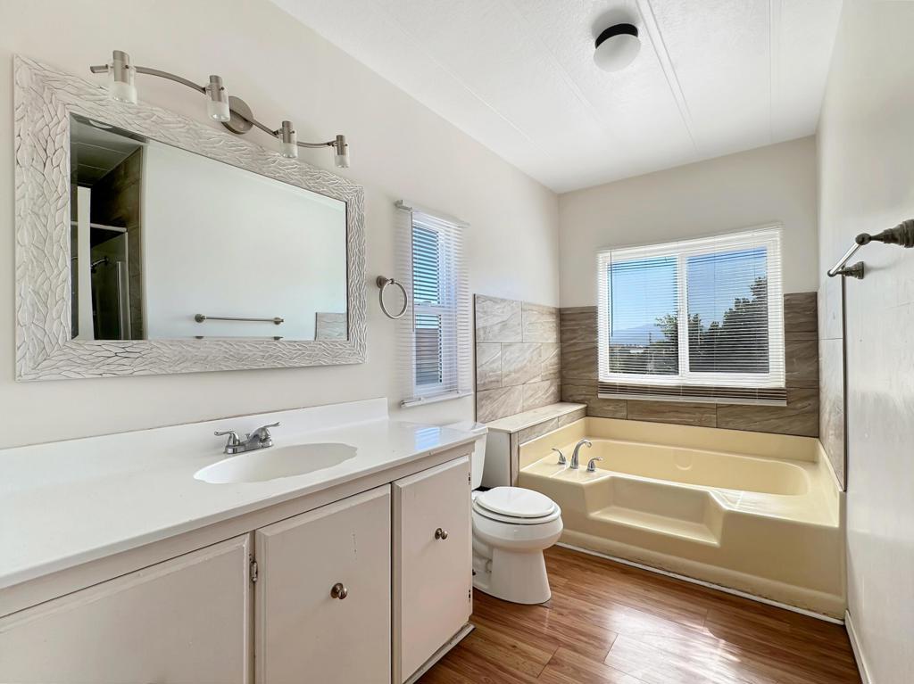 Not Applicable-1 - Manufactured In Park