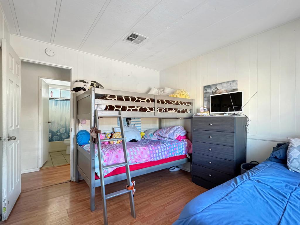 Not Applicable-1 - Manufactured In Park