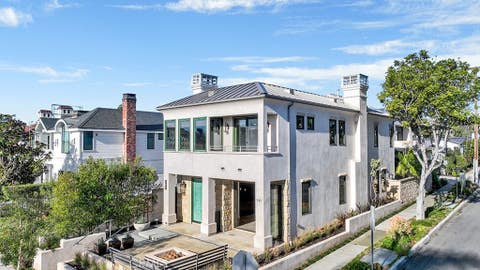 Photo of 243 Poppy Avenue, Corona Del Mar, CA 92625 (MLS # NP26178657)