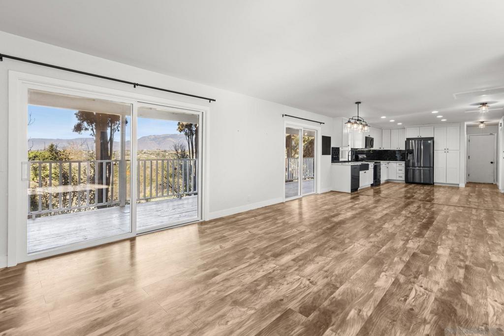 Valley Center - Residential