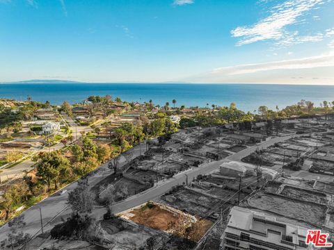 Photo of 16751 Livorno Drive, Pacific Palisades, CA 90272 (MLS # 25620571)