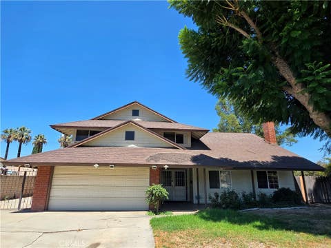 Photo of 2073 Tulip Court, Riverside, CA 92507 (MLS # TR26179247)