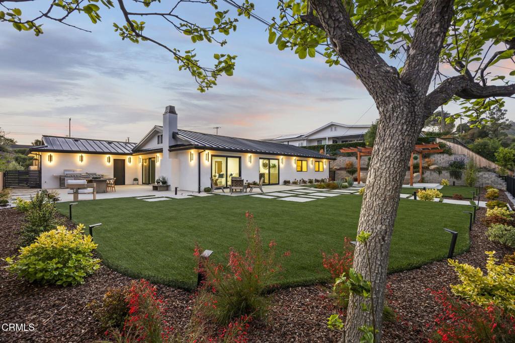 Ventura, California, 93003, United States, 4 Bedrooms Bedrooms, ,3 BathroomsBathrooms,Residential,Active,1936147