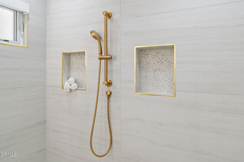 Ondulando 2 - 140402 - Residential