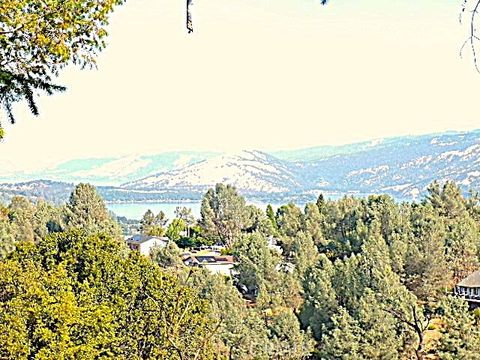 Photo of 10450 Sunset Ridge Drive, Kelseyville, CA 95451 (MLS # LC26056317)