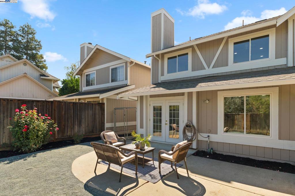 ARROYO VILLAGE - Residential
