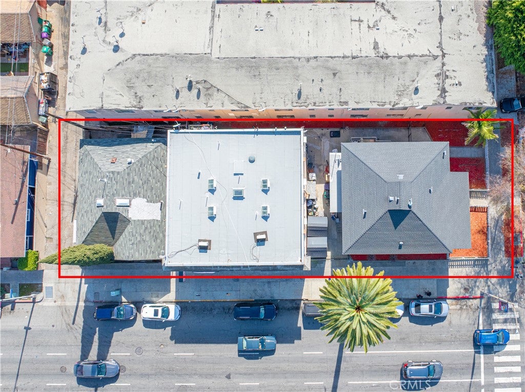 406 E 7th