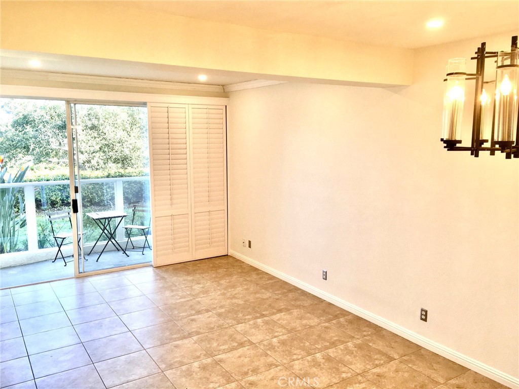 30902 Clubhouse 29 E