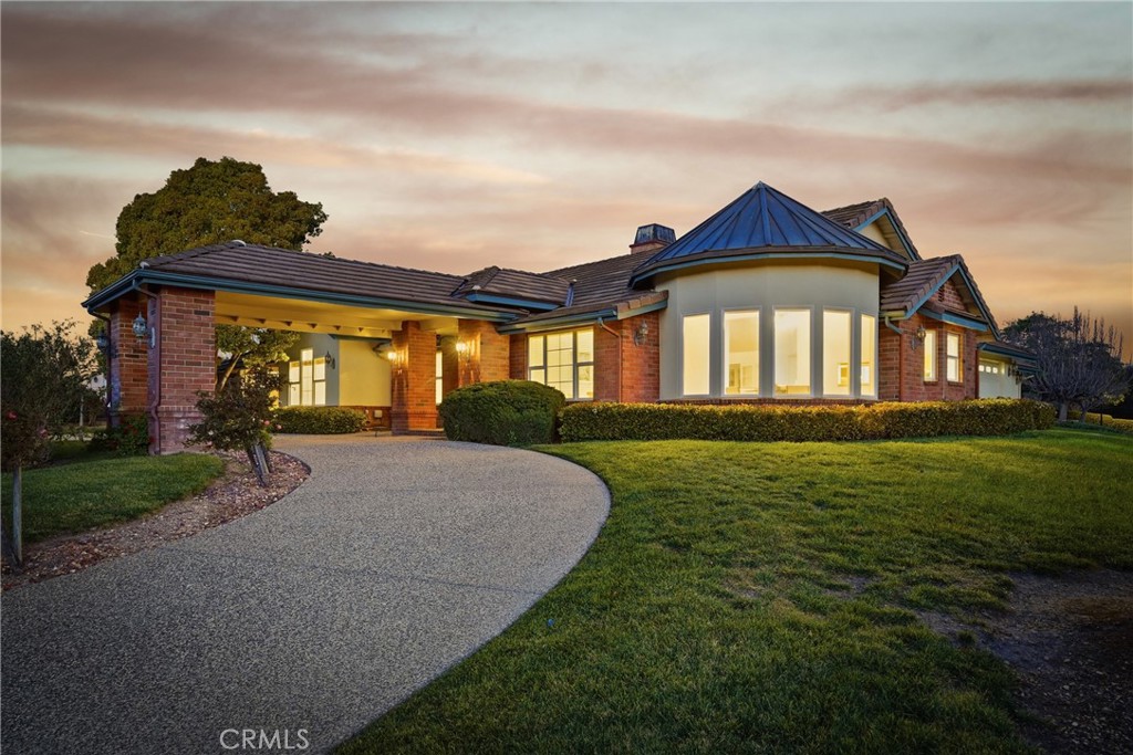 312 Freya Drive SL