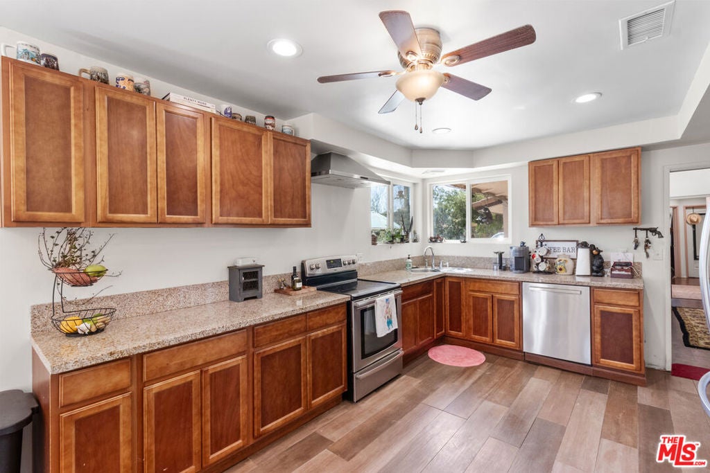 30325 N Brandywine Canyon Road