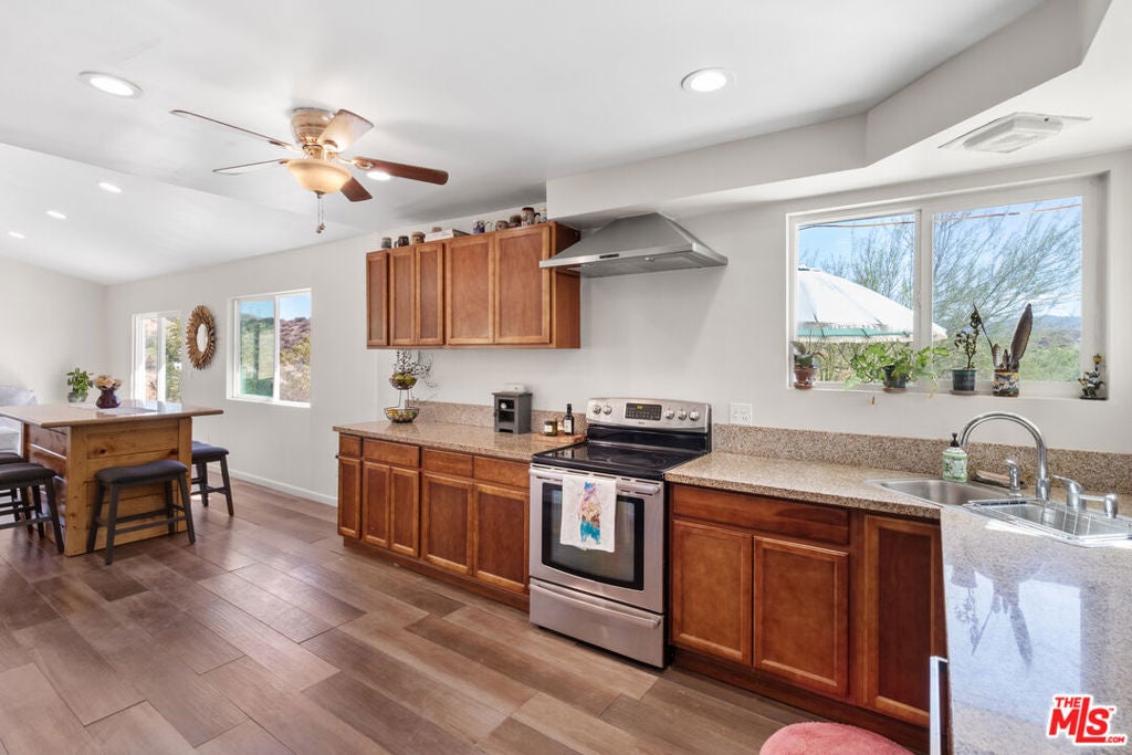 30325 N Brandywine Canyon Road