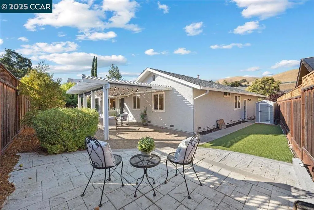 Concord, California 94521, United States, 3 Bedrooms Bedrooms, ,2 BathroomsBathrooms,Residential,Active,176694