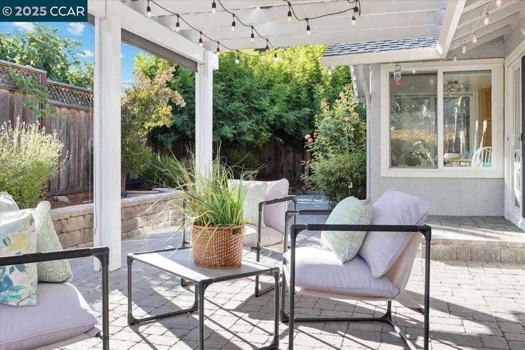 Concord, California 94521, United States, 3 Bedrooms Bedrooms, ,2 BathroomsBathrooms,Residential,Active,176694