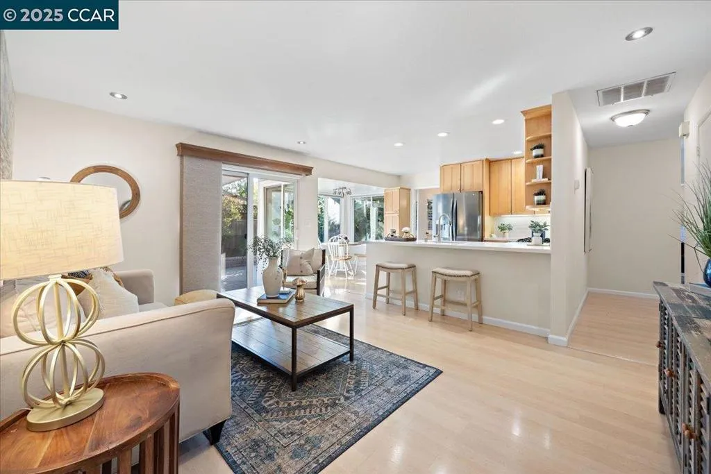 Concord, California 94521, United States, 3 Bedrooms Bedrooms, ,2 BathroomsBathrooms,Residential,Active,176694