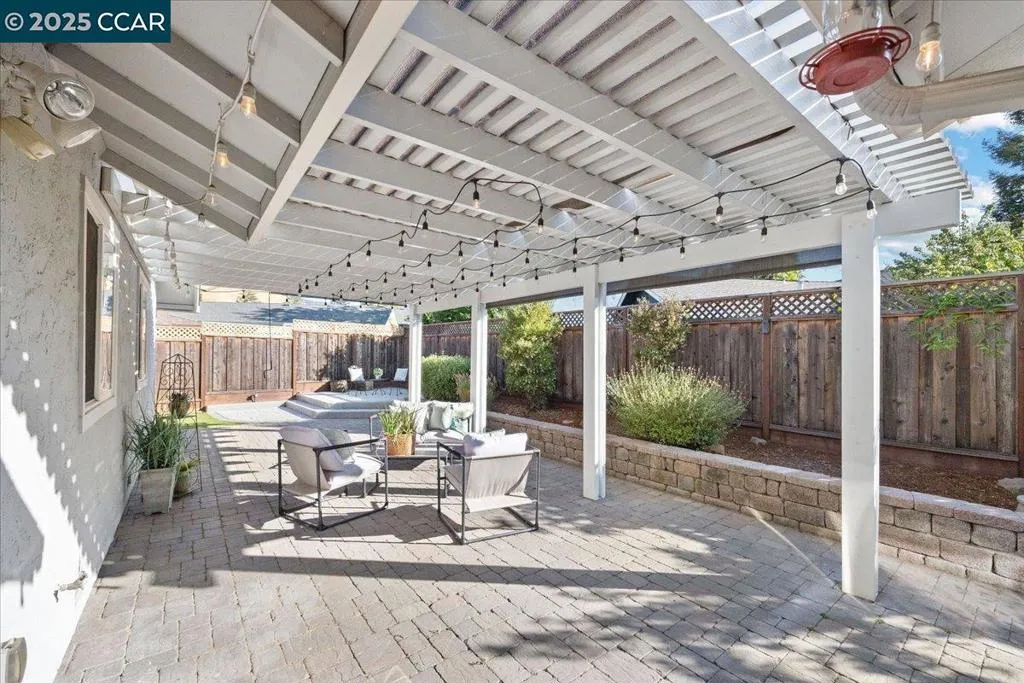 Concord, California 94521, United States, 3 Bedrooms Bedrooms, ,2 BathroomsBathrooms,Residential,Active,176694