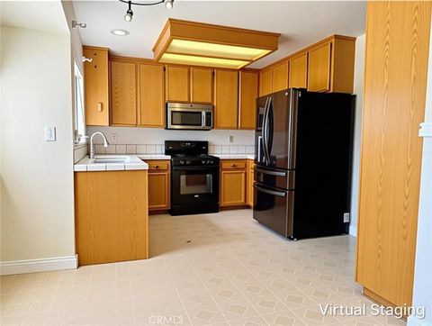 Tiny photo for 192 Sandbar Court, Paso Robles, CA 93446 (MLS # NS26039510)