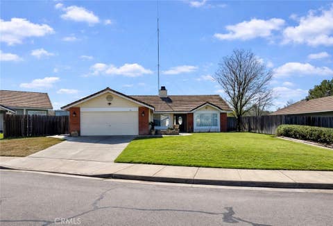 Photo of 192 Sandbar Court, Paso Robles, CA 93446 (MLS # NS26039510)