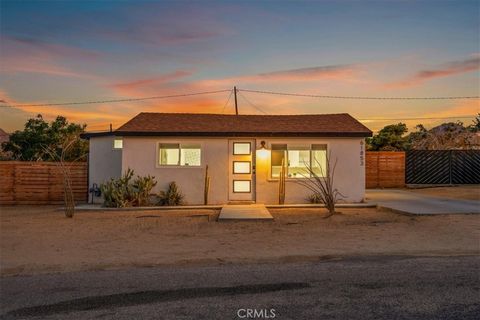 Photo of 61853 Grand View Circle, Joshua Tree, CA 92252 (MLS # OC25198381)