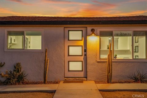 Photo of 61853 Grand View Circle, Joshua Tree, CA 92252 (MLS # OC25198381) Photo of 61853 Grand View Circle, Joshua Tree, CA 92252 (MLS # OC25198381)