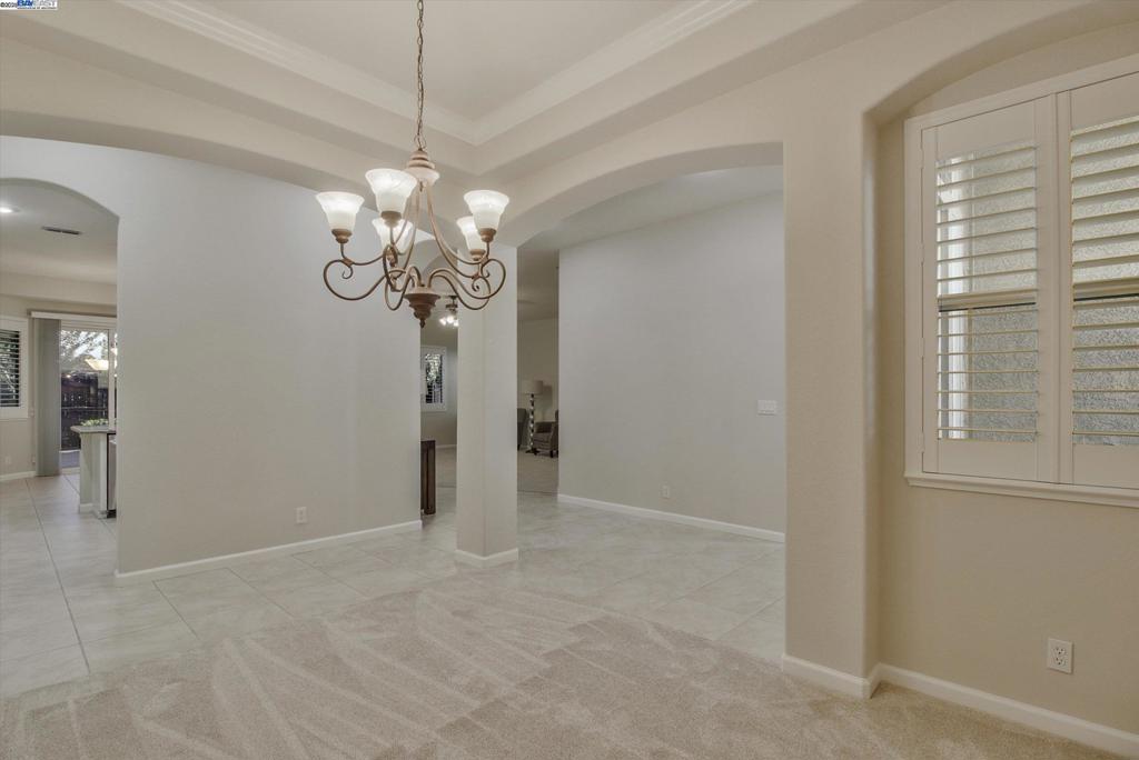 3137 Grasmere Cir