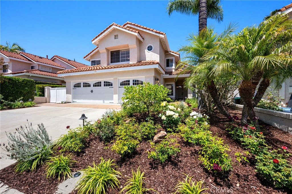 5 Vistamar Drive