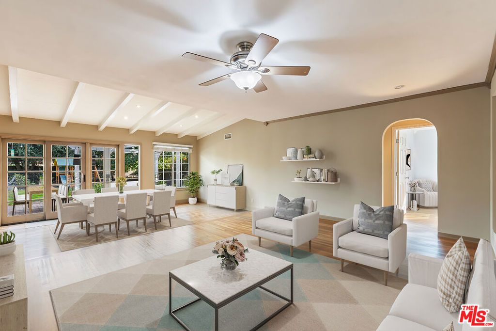 Photo of 8334 Capistrano Avenue, West Hills, CA 91304 (MLS # 25622739)