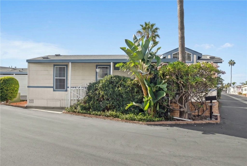 Photo of 5200 Heil Avenue #28, Huntington Beach, CA 92649 (MLS # AR26192146)