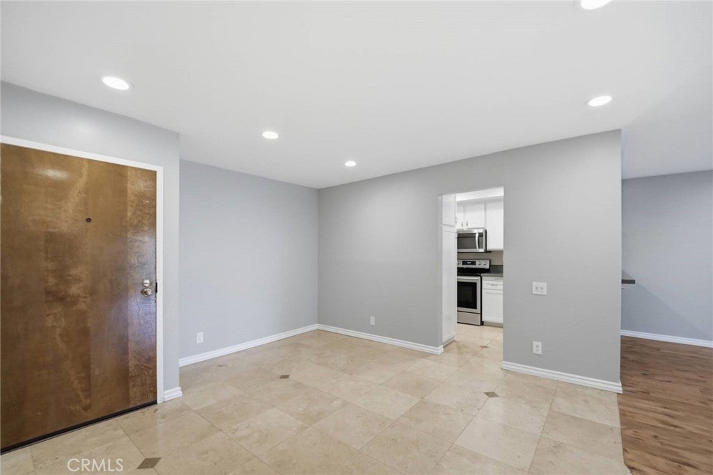4114 Apricot