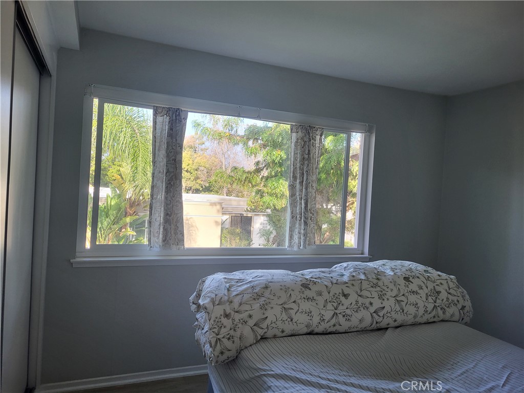 922 Avenida Majorca N