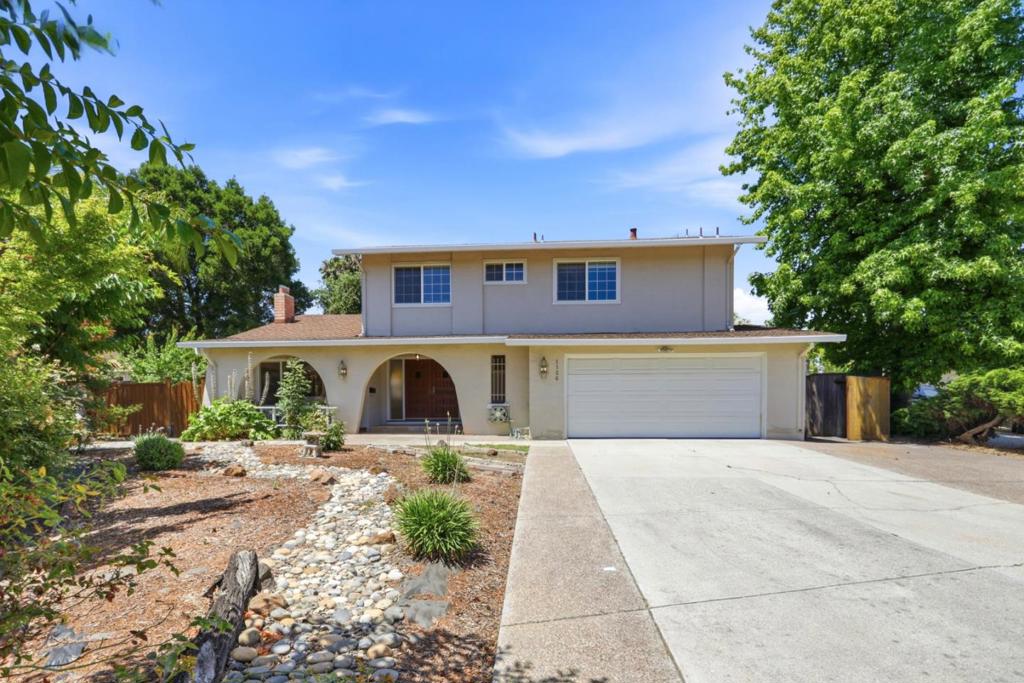 1156 Lansdale Court