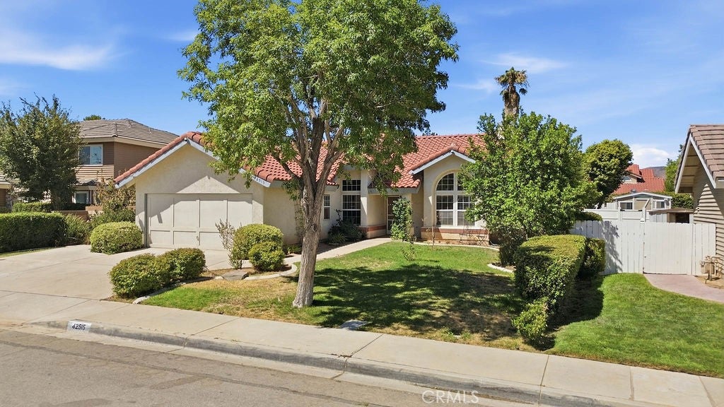 42515 Carriage Way