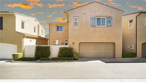 Photo of 20034 Pienza LN, Porter Ranch, CA 91326 (MLS # SR26221430)