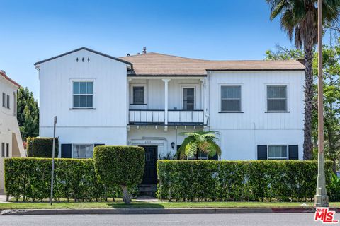 Photo of 1010 S Point View ST, Los Angeles, CA 90035 (MLS # 26836635)