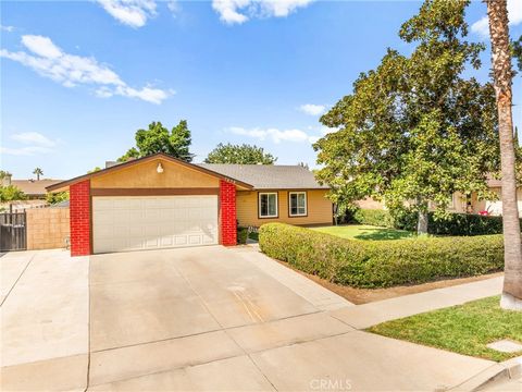 7470 Blanchard Avenue Fontana CA 92336