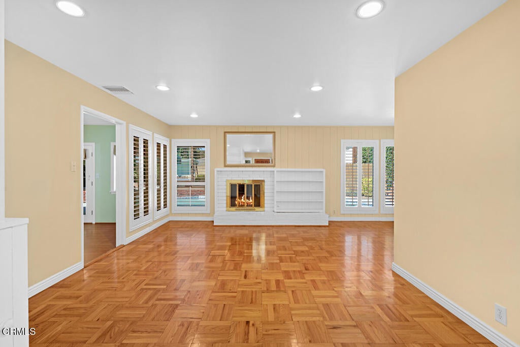 1305 Valley View Avenue