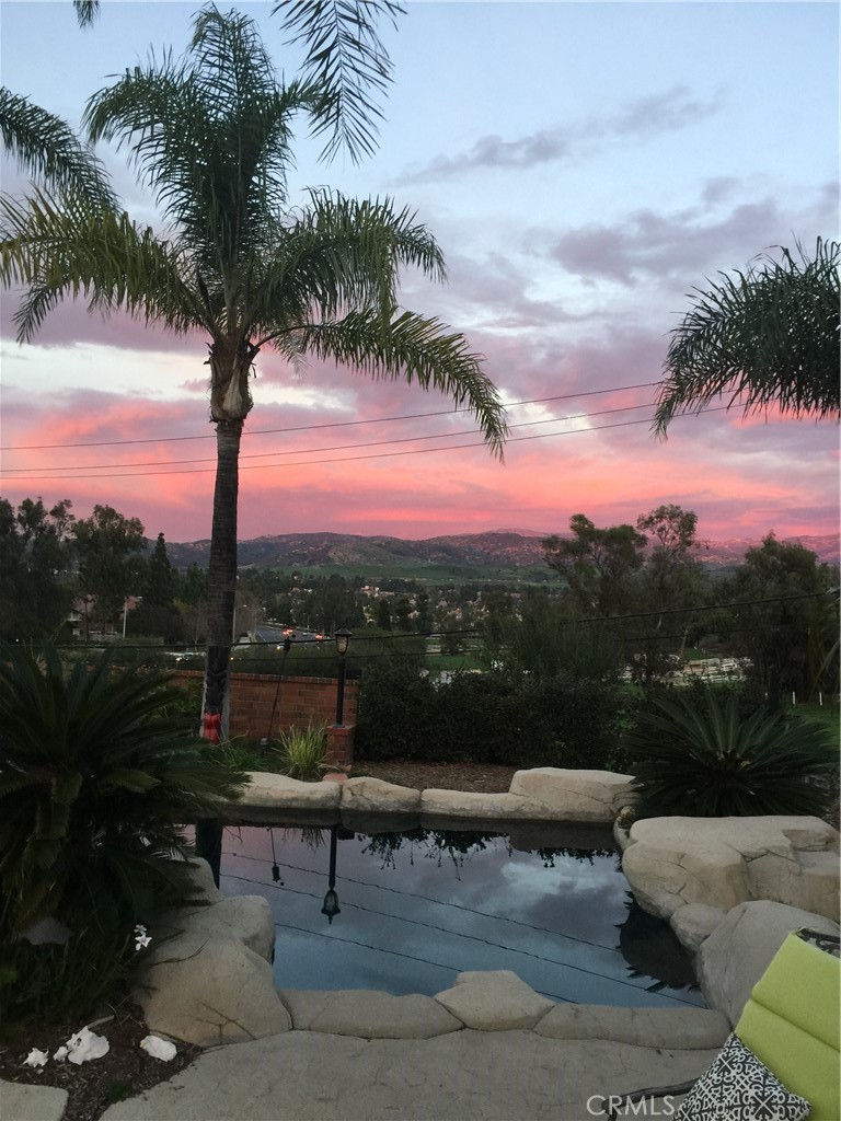 10071 Highcliff Drive